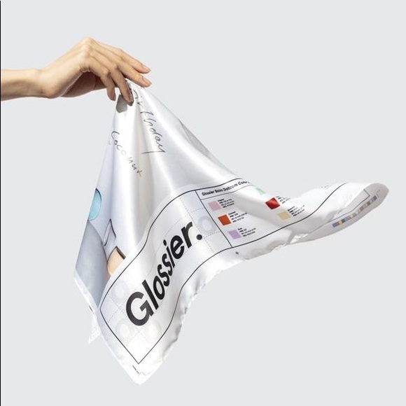 Glossier Other - NEW UNOPENED Glossier scarf